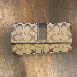 Coach wallet